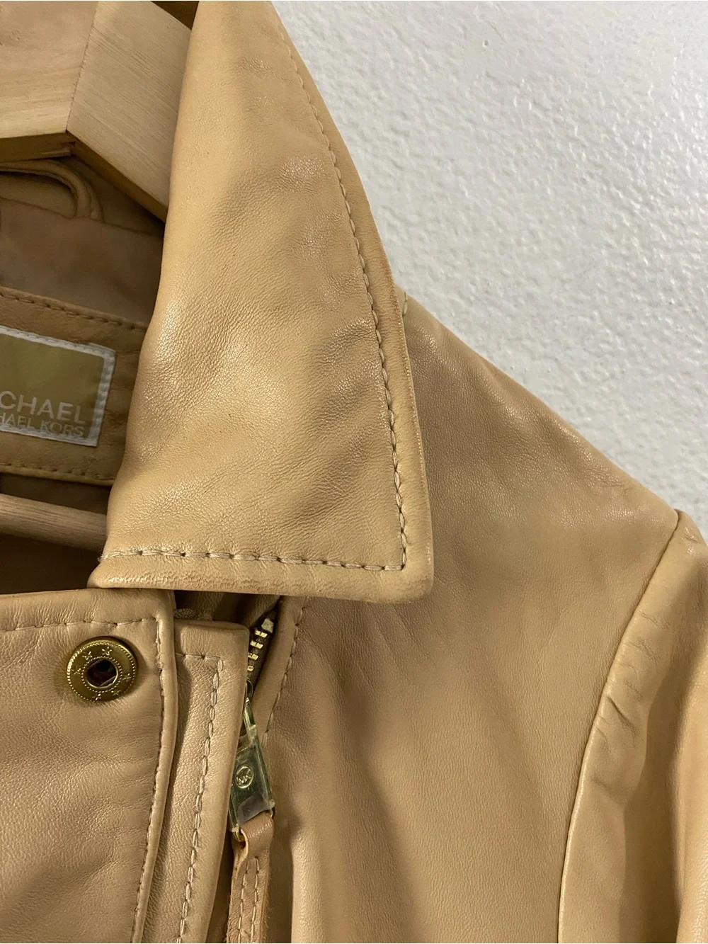 New Michael Kors 100% Leather Moto Jacket Medium Camel Brown Flawed